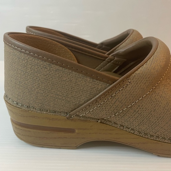 Dansko Professional Clogs Tan Leather Size EU 41 US 10.5 - 11 - Picture 5 of 9